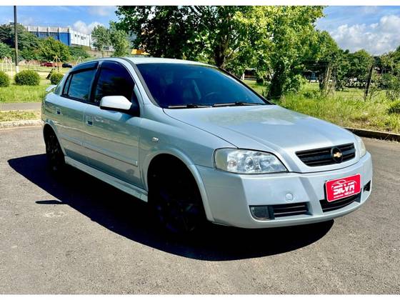 CHEVROLET ASTRA 2.0 MPFI ADVANTAGE SEDAN 8V FLEX 4P MANUAL